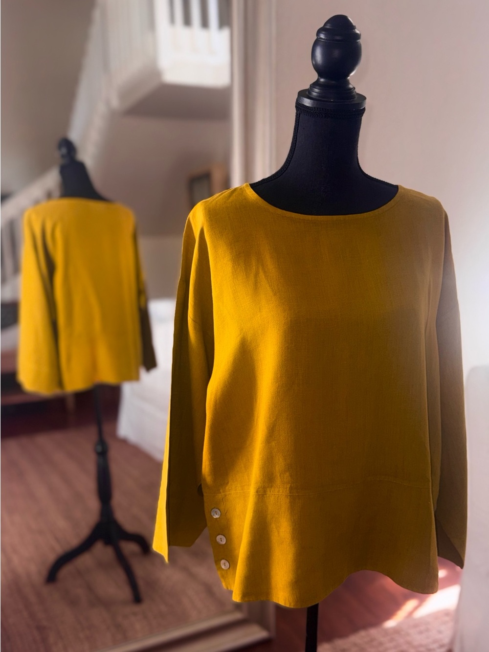 Bryn Walker designer Mustard Linen Long-Sleeve Tunic with Side Buttons like new